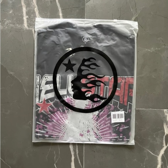 Hellstar Records Studio Graphic T-Shirt - Picture 5 of 5